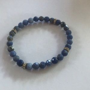 Blue sodalite stretch bracelet